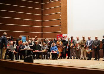 مراسم تقدیر از پیشکسوتان و همکاران انجمن متخصصین کودکان فارس 